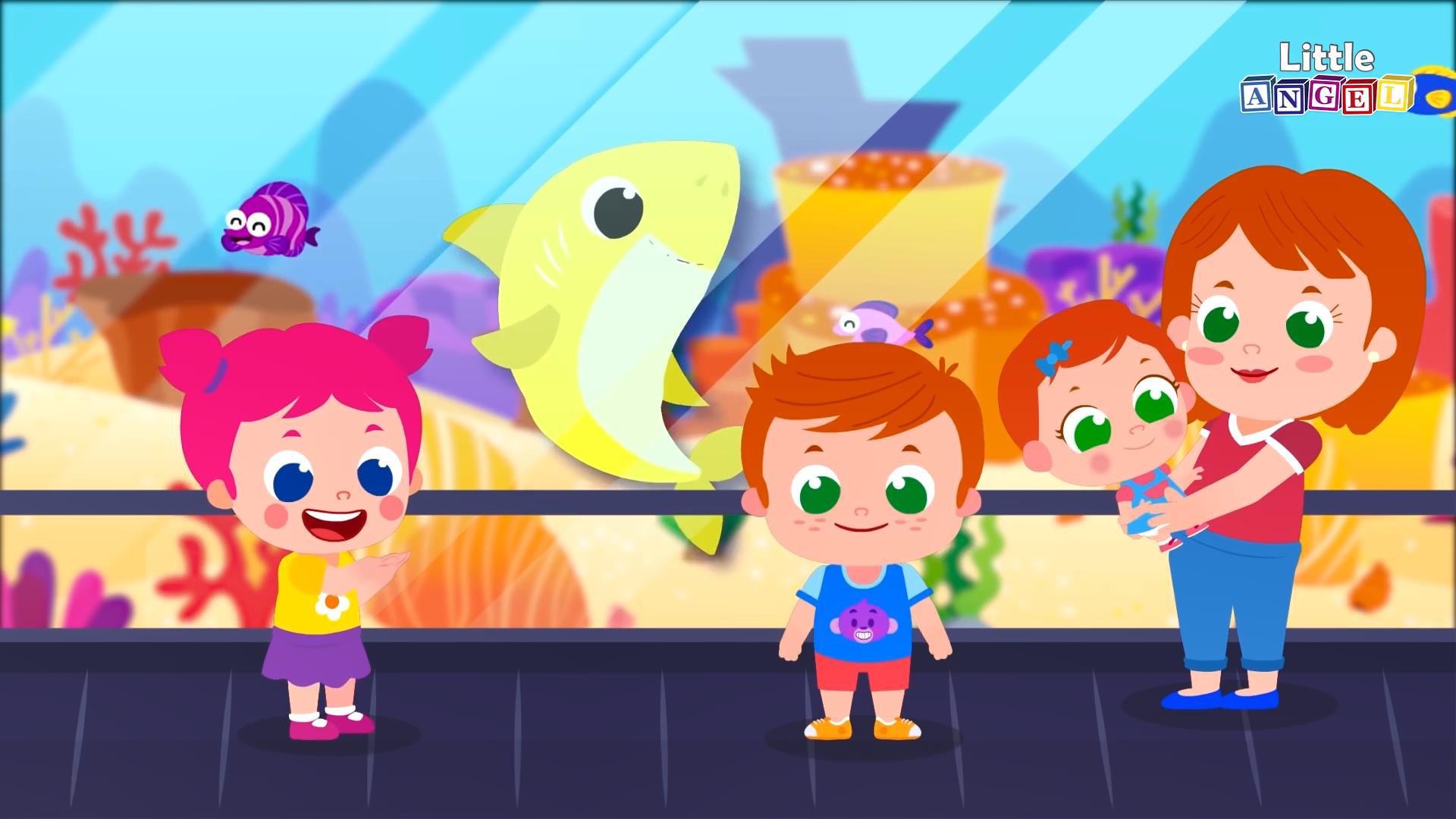 Baby Visits the Aquarium