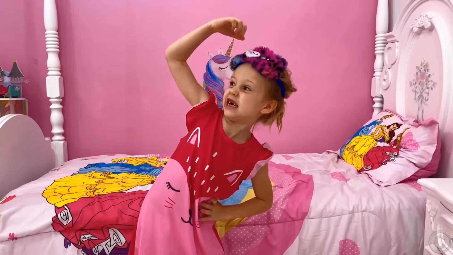 Nastya requires dad to pretend to play dress up