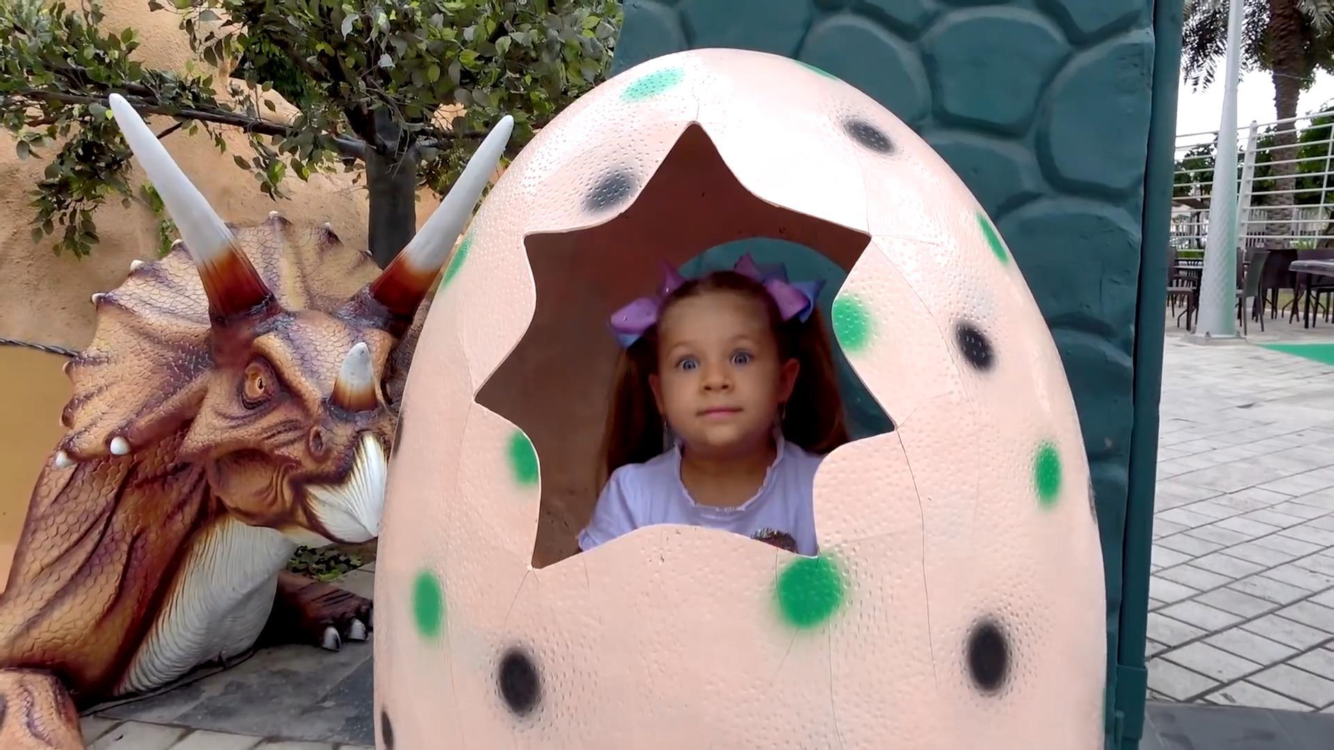 Walk In The Dinosaur Park & Museum Of Illusions